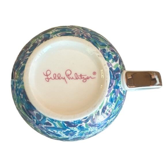 Lilly Pulitzer Lion Around Blue Print Gold Handle Mugs - Picture 7 of 9